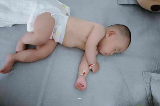 阜新怀孕感觉自己心跳明显